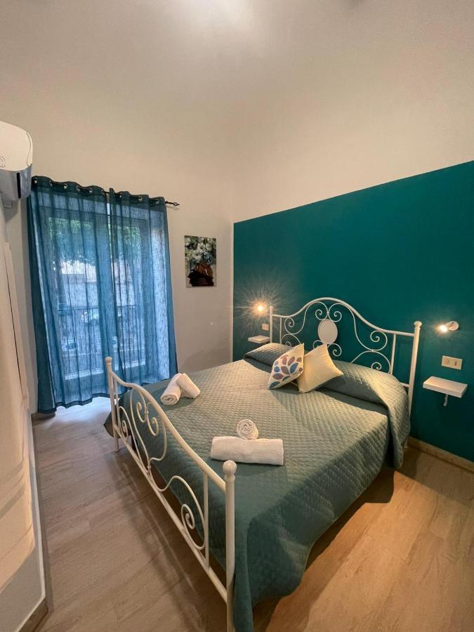Maqueda Rooms Palermo Luaran gambar
