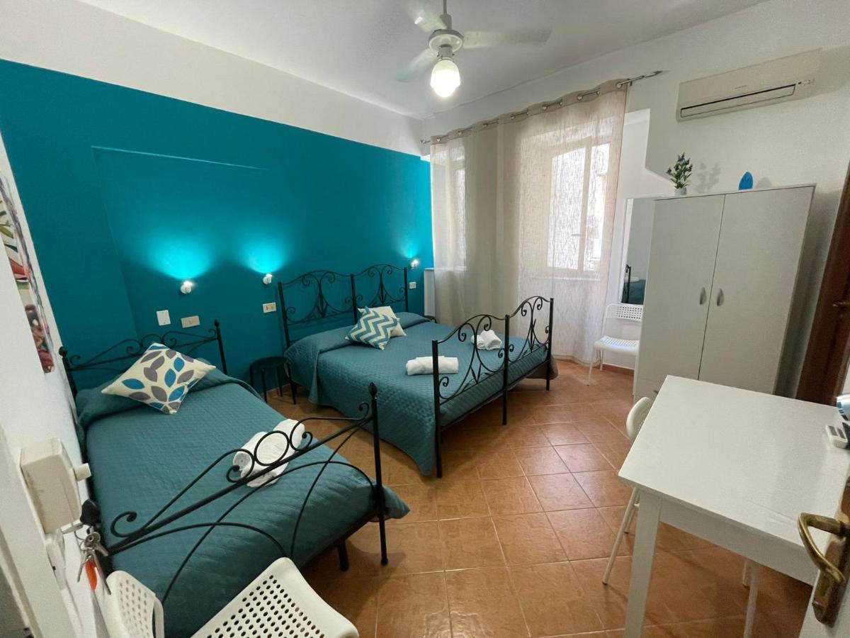 Maqueda Rooms Palermo Luaran gambar