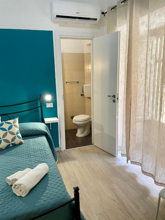 Maqueda Rooms Palermo Luaran gambar