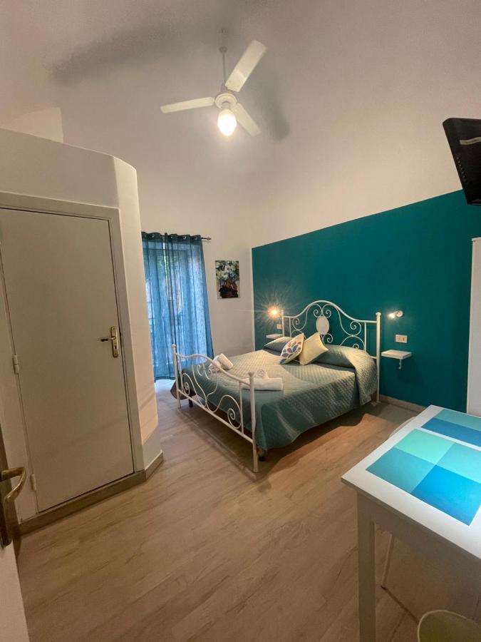Maqueda Rooms Palermo Luaran gambar